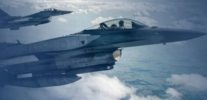 polshcha-pidniala-viiskovi-litaky-cherez-cherhovu-kombinovanu-ataku-rf-po-ukraini