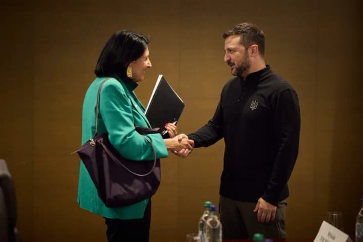 zelenskyy-discusses-bilateral-cooperation-with-georgian-president