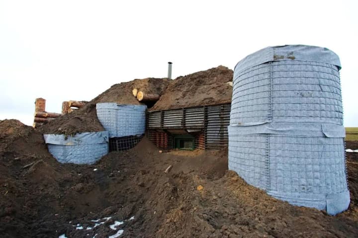 cabinet-reallocates-over-uah-238-million-for-construction-of-fortifications-in-kharkiv-region-mp