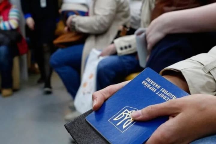 u-nimechchyni-sered-ukrainskykh-bizhentsiv-pratsiuie-lyshe-kozhen-chetvertyi