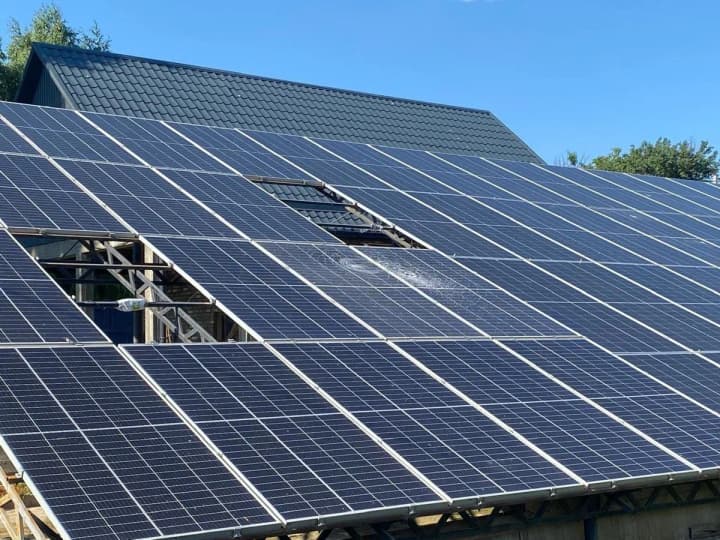 hit-solar-panels-power-lines-and-gas-pipelines-the-enemy-hit-the-nikopol-region-with-kamikaze-drones-and-artillery