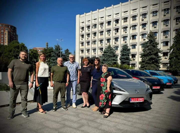 doctors-of-odessa-region-received-state-of-the-artambulances