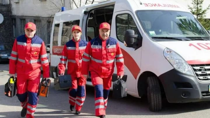 ministry-of-health-on-booking-medics-priority-is-given-to-the-armed-forces-of-ukraine-and-if-necessary-medics-will-be-disarmed-for-military-needs