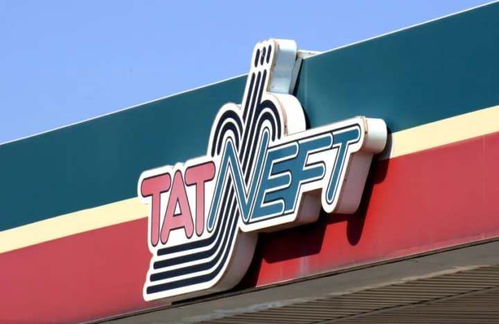 amku-razreshil-ukrnafte-upravlyat-setyu-azstatneft