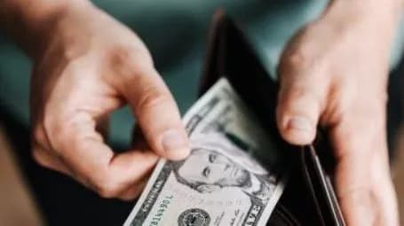 exchange-rate-on-june-21-the-hryvnia-strengthened-again