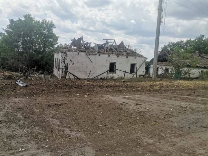 518-attacks-per-day-invaders-shelled-zaporizhia-region-wounded-woman-and-destroyed-housing