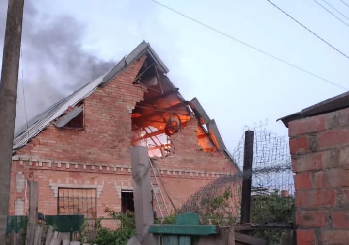 in-the-dnipropetrovsk-region-a-woman-was-wounded-and-infrastructure-was-damaged-due-to-enemy-attacks