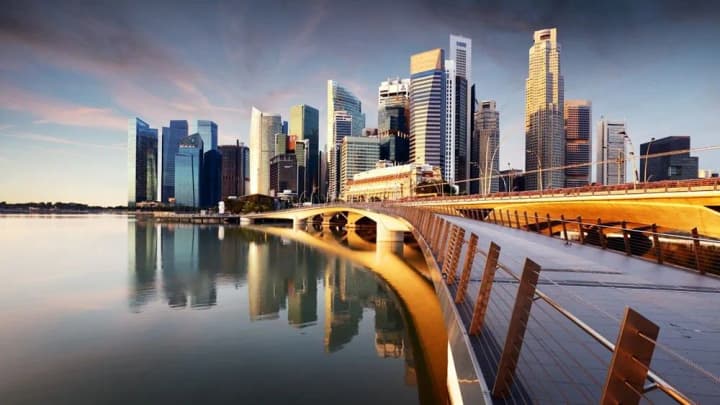 dorohi-navit-dlia-bahatykh-zhyttia-v-yakykh-mistakh-vyznana-naidorozhchoiu