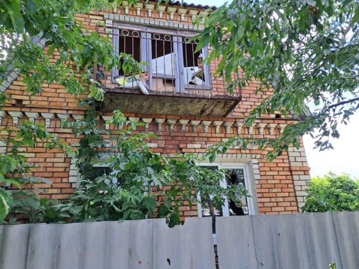 rosiiany-ponad-20-raziv-obstrilialy-nikopolshchynu-poraneno-18-richnu-divchynu