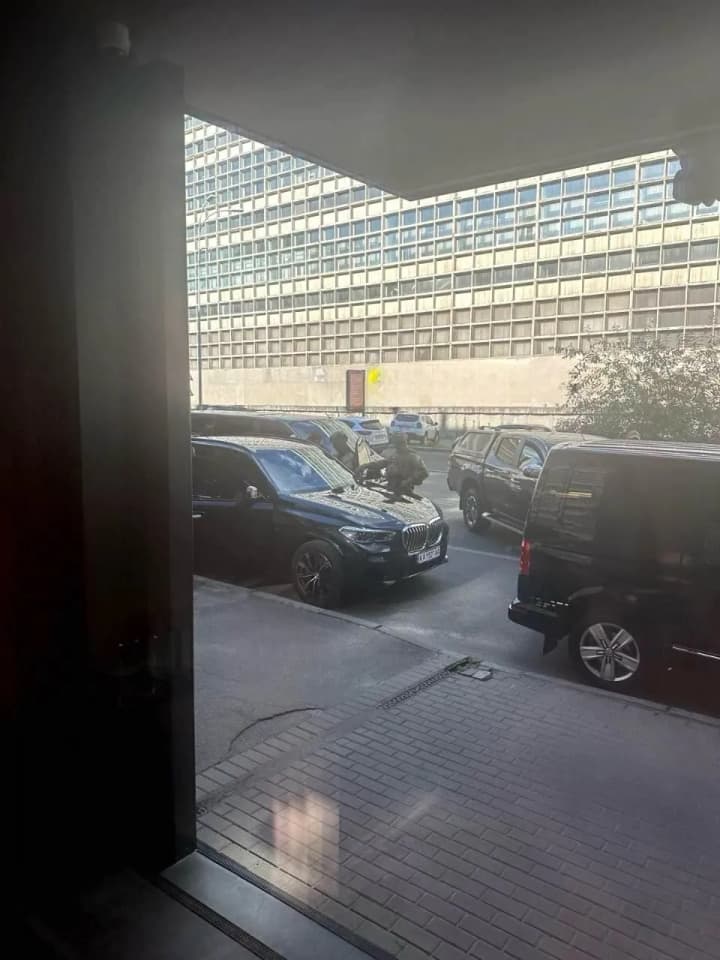 nabu-officers-detain-kirill-tymoshenko-journalist