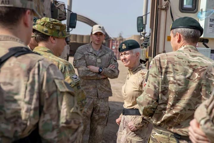 pershu-zhinku-pryznacheno-nachalnykom-heneralnoho-shtabu-zbroinykh-syl-kanady