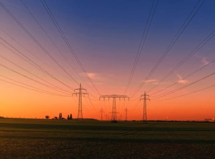 mvf-prohnozuie-shcho-defitsyt-elektroenerhii-v-ukraini-bude-likvidovano-do-pochatku-2026-roku