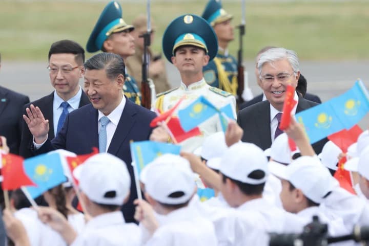 xi-jinping-arrives-in-kazakhstan-to-attend-the-sco-summit-putin-will-also-be-there