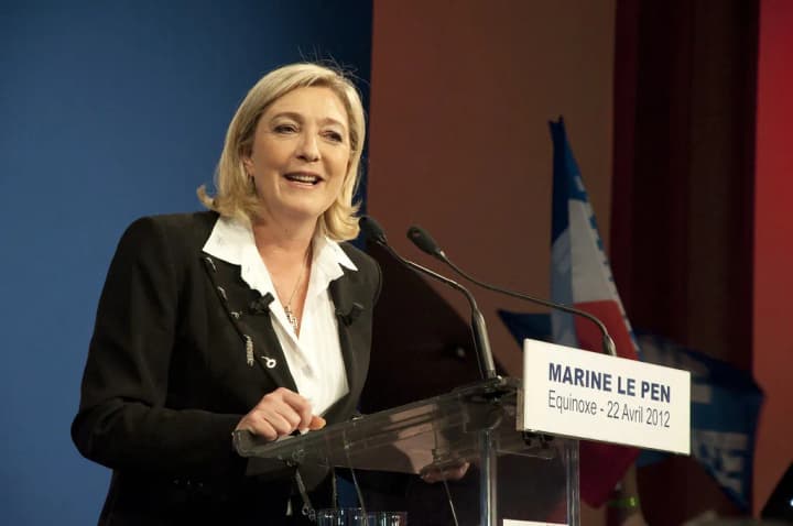 bloomberg-marin-le-pen-mozhe-obiednatys-z-orbanom-u-yevroparlamenti