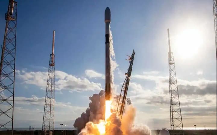 spacex-plans-to-make-up-to-120-launches-a-year-but-competitors-are-not-happy-about-it