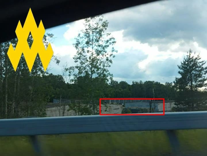 partyzany-vyiavyly-sklad-raket-dlia-bombarduvalnykiv-tu-22-u-leninhradskii-oblasti-rf-atesh