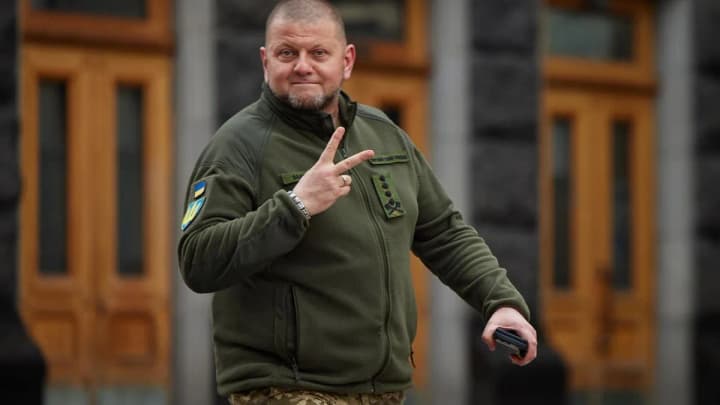 zaluzhnyi-has-already-left-for-the-uk-media