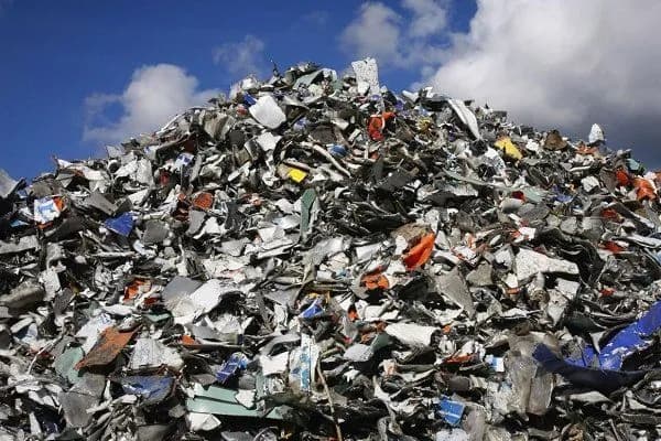 no-garbage-collection-in-occupied-kreminna-luhansk-region-for-a-month-rma