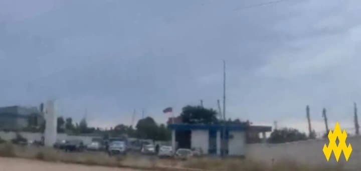 guerrillas-discover-a-disguised-training-center-of-the-russian-army-in-sevastopol-atesh