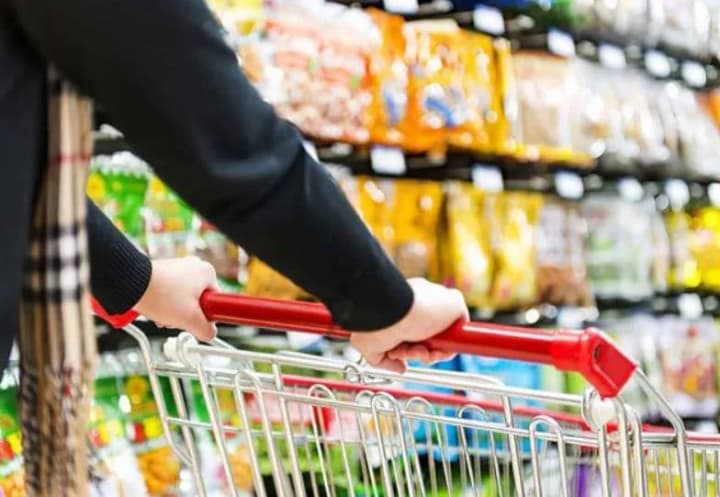 dokhid-lideriv-rozdribnoi-torhivli-zris-na-23percent-khto-v-topi-za-prybutkamy