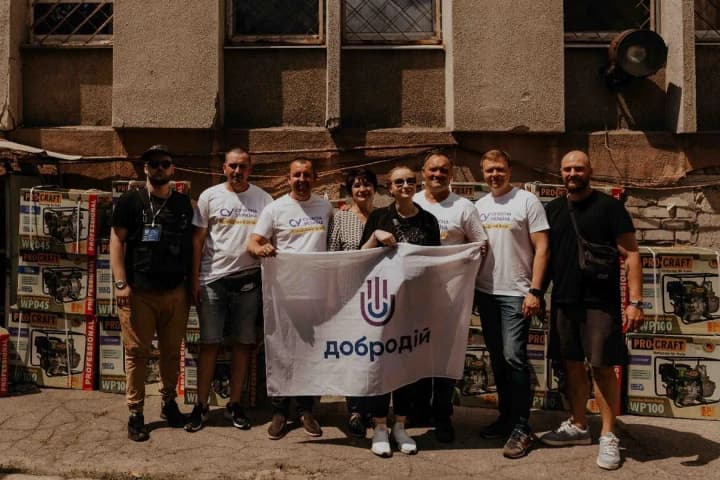 pomoshch-na-pochti-160-mln-grn-birzha-blagotvoritelnosti-dobrodii-prazdnuet-desyatiletie-raboti