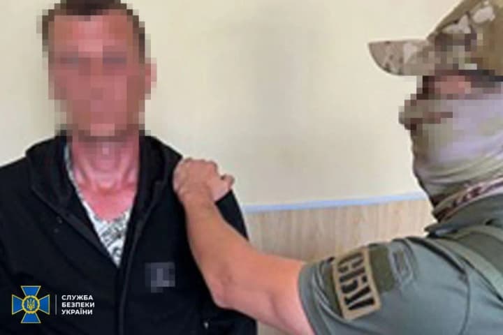 russian-kabs-targeted-positions-of-the-defense-forces-in-donetsk-region-corrector-detained