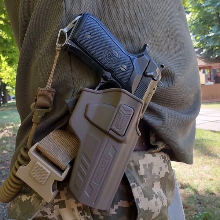 do-ekspluatatsii-u-zsu-dopustyly-shche-blyzko-10-novykh-zrazkiv-pistoletiv-ta-pistoletiv-kulemetiv