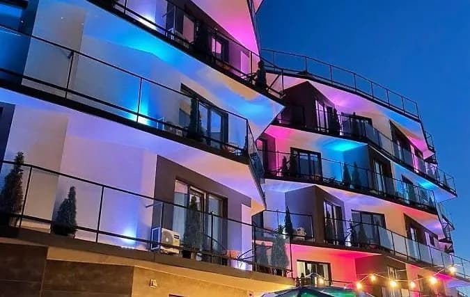 na-grunti-revnoshchiv-u-hoteli-v-ternopoli-maior-zastrelyv-viiskovoho