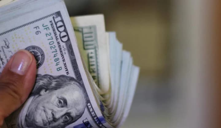 dollar-falls-as-biden-drops-out-of-presidential-race-bloomberg