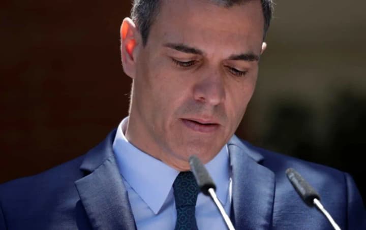 spains-prime-minister-summoned-to-testify-as-a-witness-in-his-wifes-case