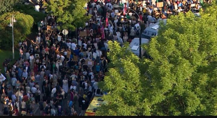 thousands-of-people-in-poland-call-for-easing-abortion-law