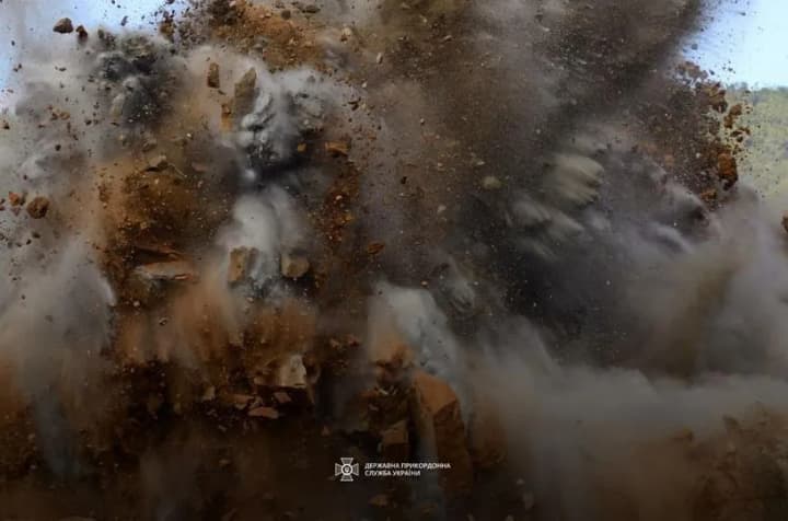 sytuatsiia-na-chernihivshchyni-voroh-zavdav-udariv-po-prykordonniu-z-minometiv-ta-artylerii