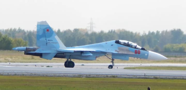 ukrainian-defense-forces-destroy-su-30sm-fighter-jet-at-saki-airfield-osint-investigator