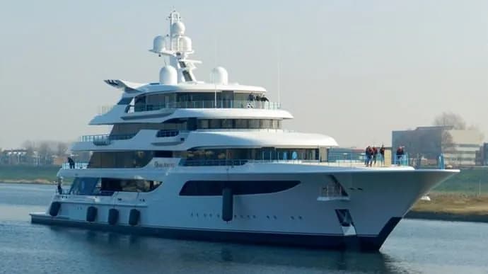 neprofessionalizm-ili-korruptsiya-glava-arma-duma-dolzhna-nesti-otvetstvennost-za-situatsiyu-s-yakhtoi-medvedchuka-ekspert