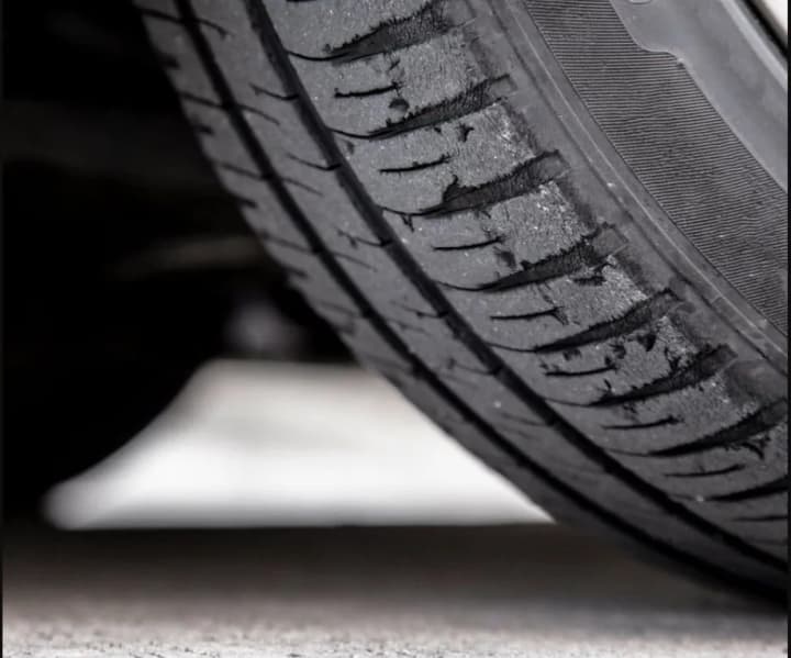 customs-handed-over-confiscated-russian-auto-parts-worth-uah-57-million-to-azov--2