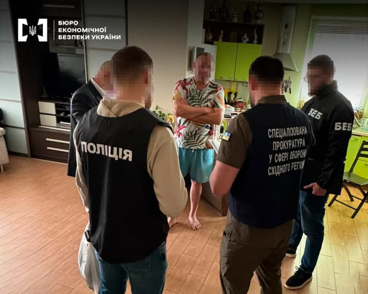 four-officials-of-dnipro-city-council-served-notice-of-suspicion-of-embezzlement-of-over-uah-10-million-in-procurement-for-terrorist-defense