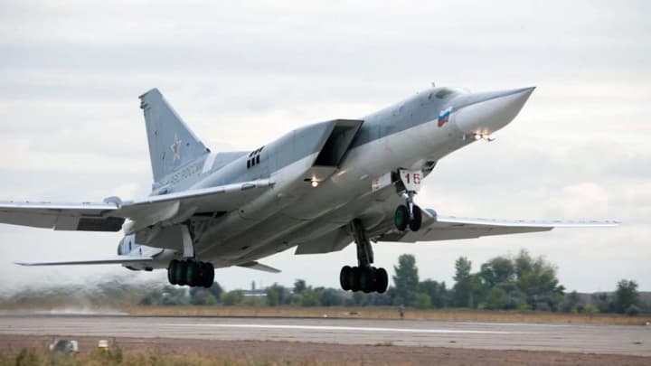 padinnia-tu-22m3-v-irkutskii-oblasti-odyn-iz-pilotiv-zahynuv