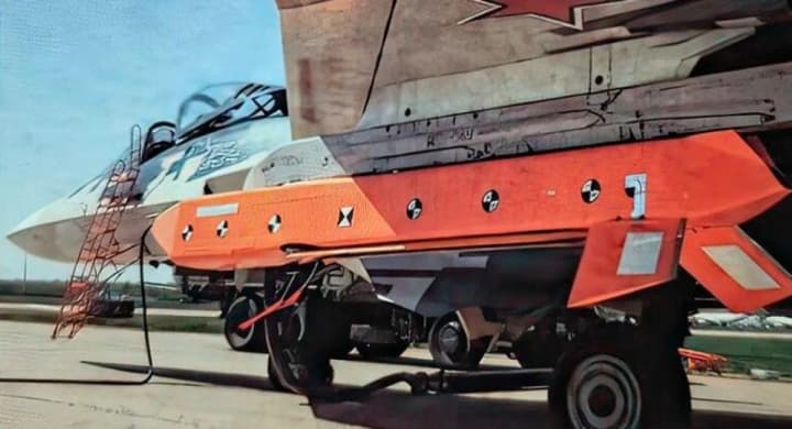 russia-announced-the-development-of-a-suspended-jet-drone-for-su-57-aircraft-what-is-known