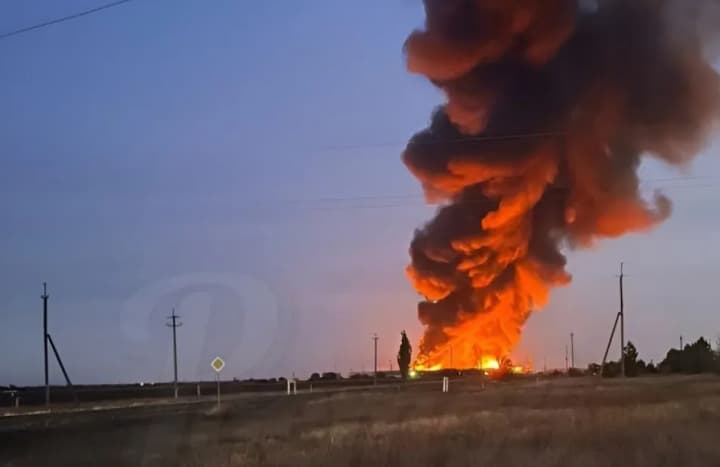 russia-fails-to-extinguish-fire-at-oil-depot-in-rostov-region