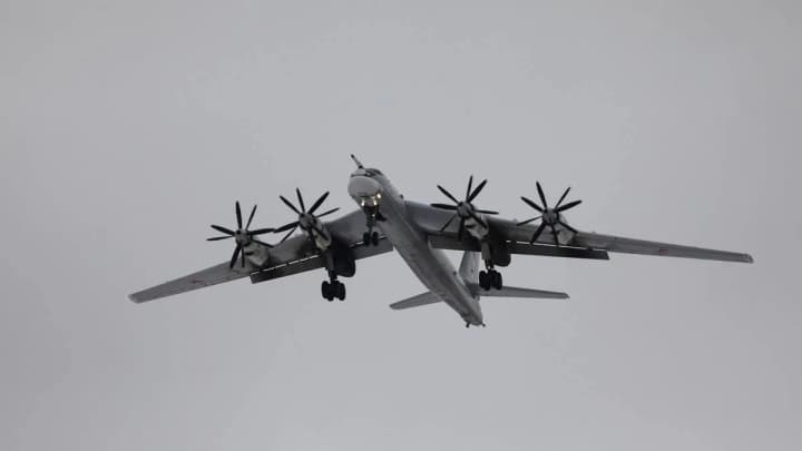 air-force-warns-of-russian-tu-95ms-activity