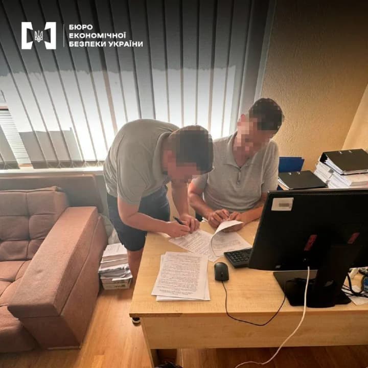 dovirenii-osobi-blohera-slobozhenka-povidomyly-pro-pidozru