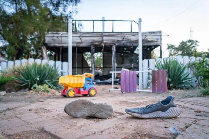 russian-shelling-of-childrens-cafe-in-zaporizhzhia-region-day-of-mourning-declared-in-kushuhum-community