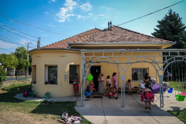 hungarian-government-canceled-subsidies-for-refugees-from-transcarpathia-and-other-western-regions-of-ukraine