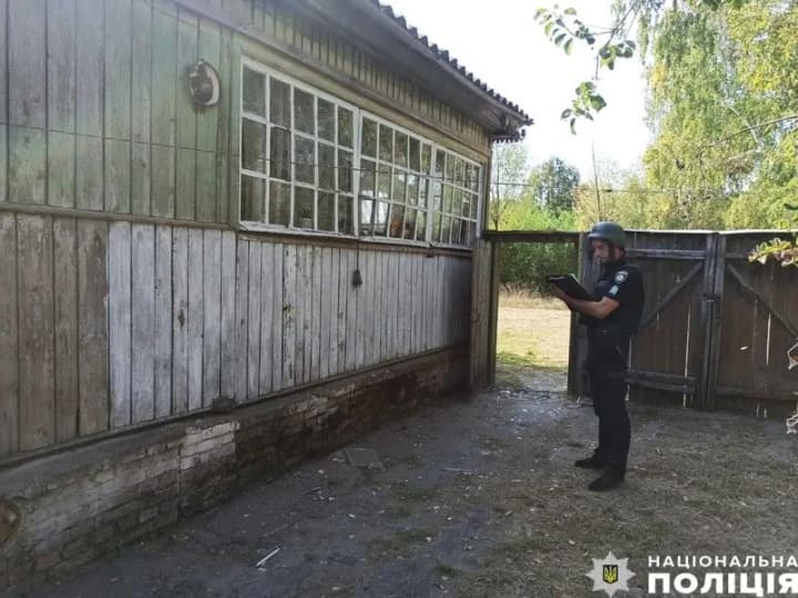 russians-shelled-a-residential-area-in-semenivka-chernihiv-region