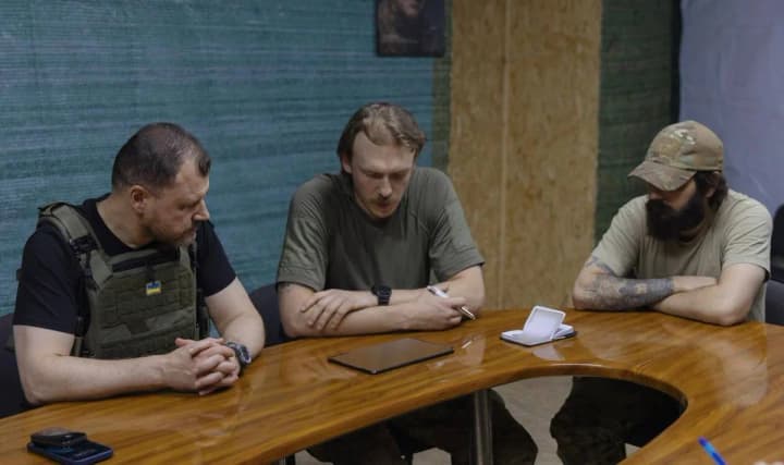 klimenko-posetil-podrazdeleniya-natsgvardii-v-donetskoi-oblasti-provel-soveshchanie