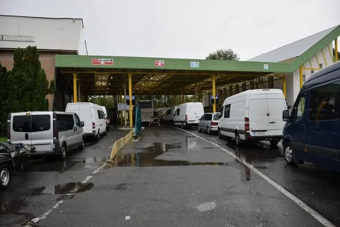 border-guards-warned-of-possible-slowdown-of-traffic-on-the-ukrainian-polish-border-starting-august-26