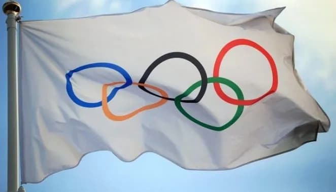 the-flame-of-the-2024-paralympics-in-stoke-mandeville-is-lit