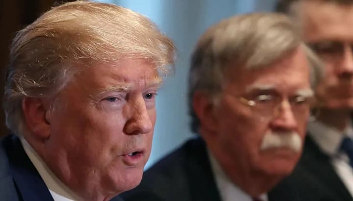 kolyshnii-radnyk-biloho-domu-vvazhaie-trampa-lehkoiu-mishenniu-u-manipuliuvanni