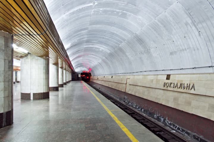 problem-solved-vokzalna-metro-station-in-kyiv-resumes-full-operation