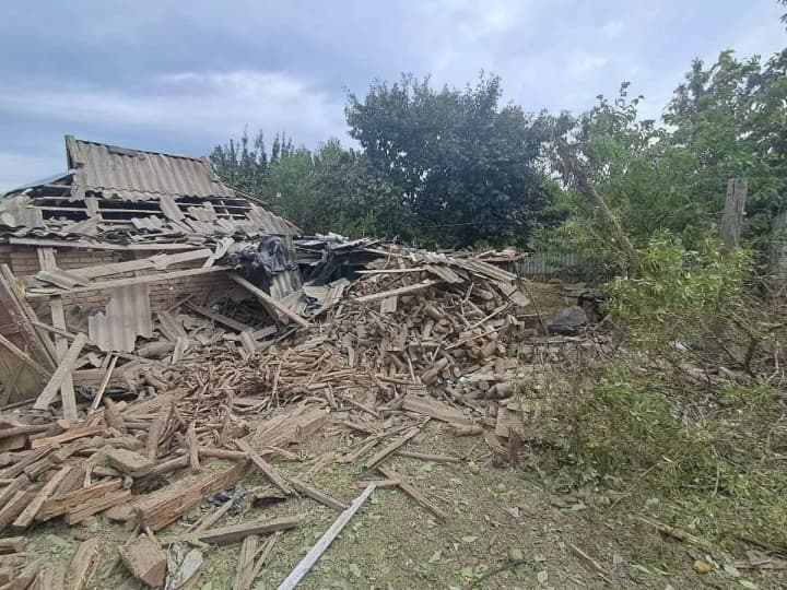 a-number-of-communities-in-dnipropetrovsk-region-are-under-fire-from-the-russian-federation-15-private-houses-an-enterprise-and-a-museum-are-destroyed